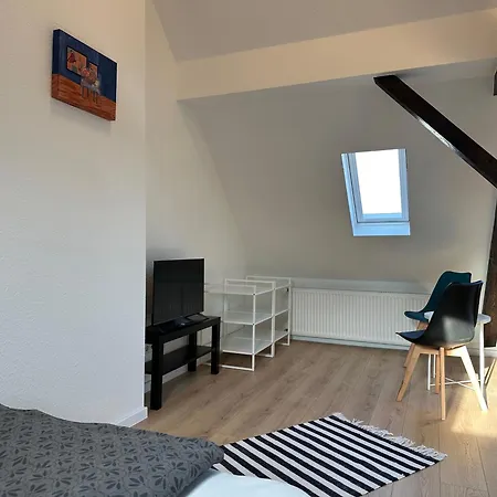 Im Duisburger Norden - Bis Zu 8 Personen - Arbeiten Im Ruhrgebiet * Duisburg