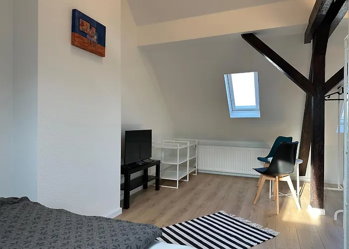 Im Duisburger Norden - Bis Zu 8 Personen - Arbeiten Im Ruhrgebiet * Duisburg