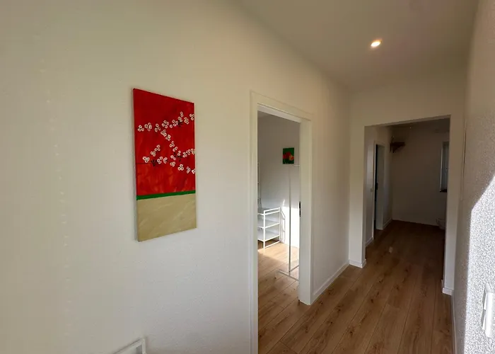 Monteurunterkunft In Fuer Bis Zu 8 Personen - Komplettes Haus Fuer Sie Allein! Сasa de vacaciones Duisburg